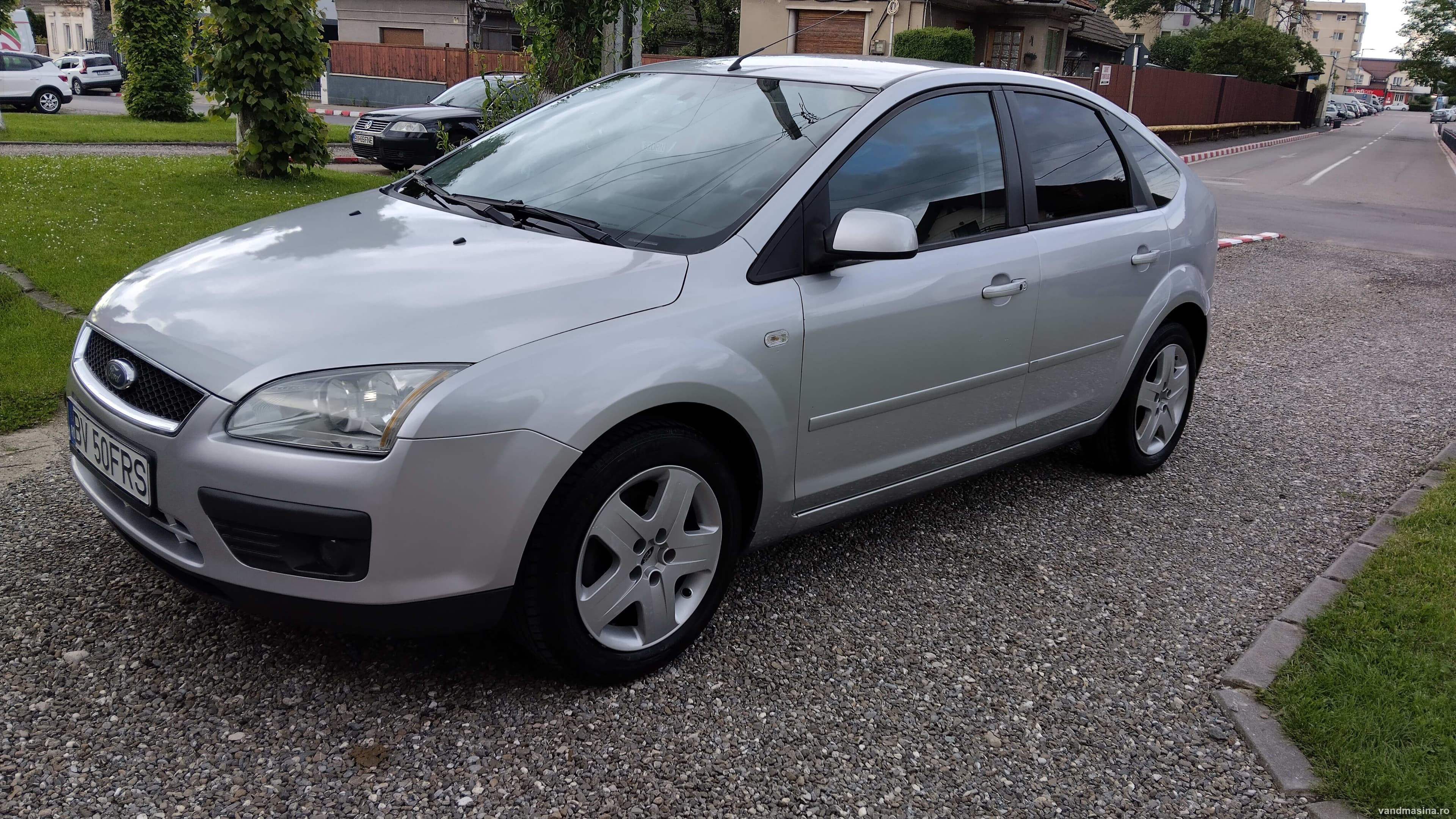 Ford Focus 1.6 benzina cu GPL, climatronic,keyless go-entry, pachet iarna, roti iarna-vara